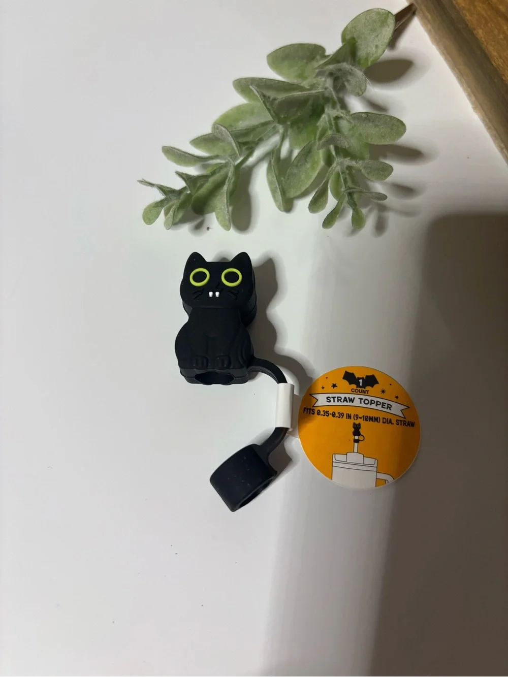 Black cat straw topper with green eyes target
